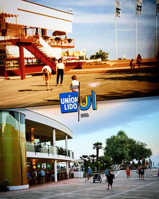 Then-&-Now-Vergleich der Piazza Lido im Union Lido in Cavallino, Italien: Die obere Aufnahme zeigt die Piazza im Jahr 1987 mit dem damaligen Gebäude und Besuchern, die untere Aufnahme den Bereich im Jahr 2026 mit der heutigen Bebauung, Restaurants, Palmen und dem Weg in Richtung Strand.